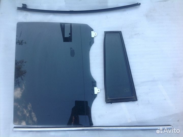 Стекло Infiniti