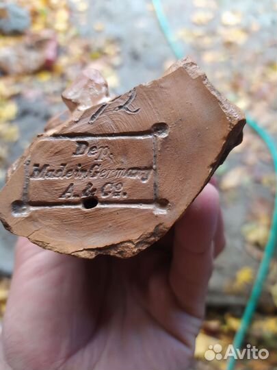 Статуэтка керамическая