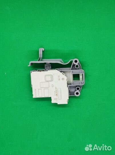 Замок люка Indesit Ariston 482000023034 C00254755