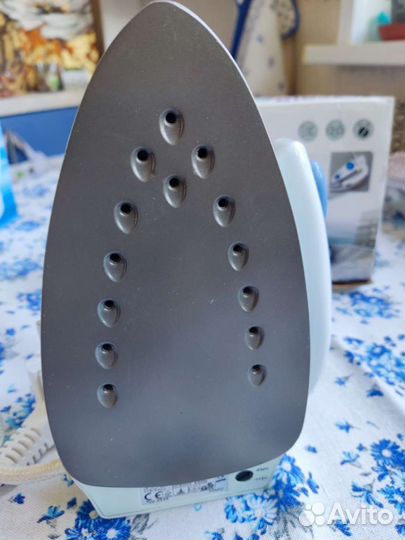 Утюг дорожный новый