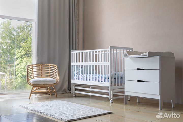 Детская кровать с маятником Ник-2