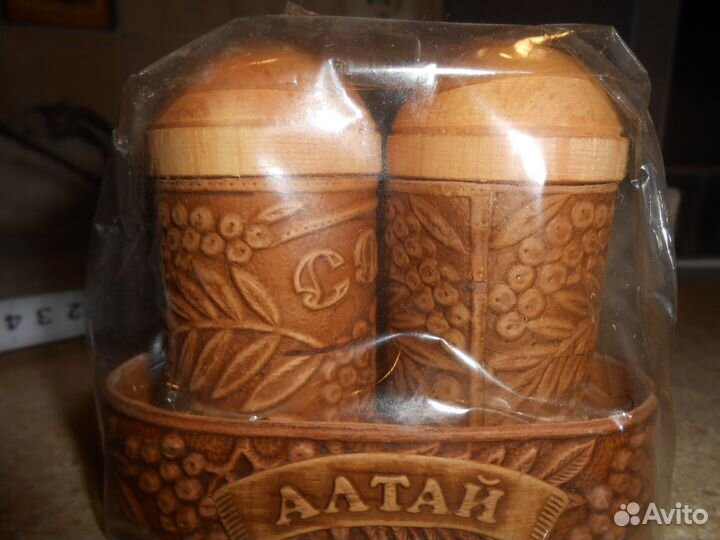 Солонка и перечница.Береста