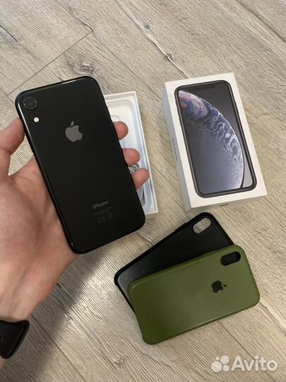 iPhone Xr, 64 ГБ