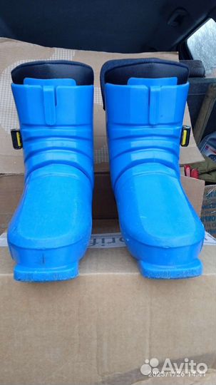 Горнолыжные ботинки детские 22.5