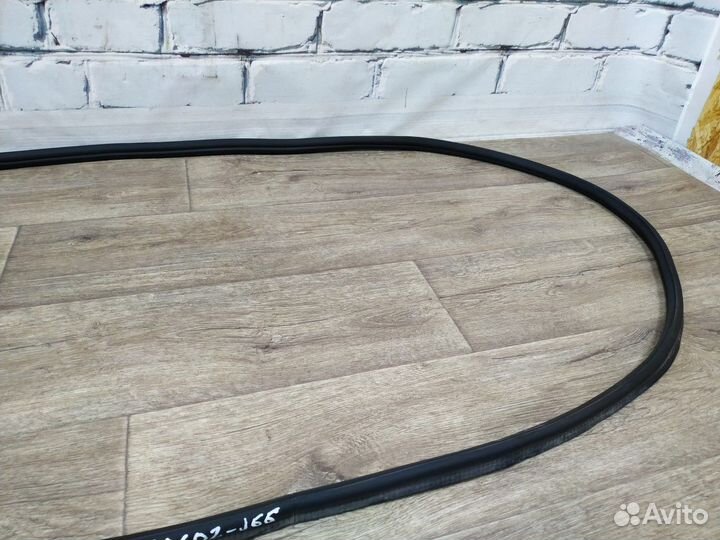 Уплотнитель крышки (двери) багажника Fabia Фабия 2