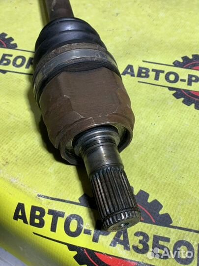 Привод правый Kia Rio 3 QB G4FC 2015