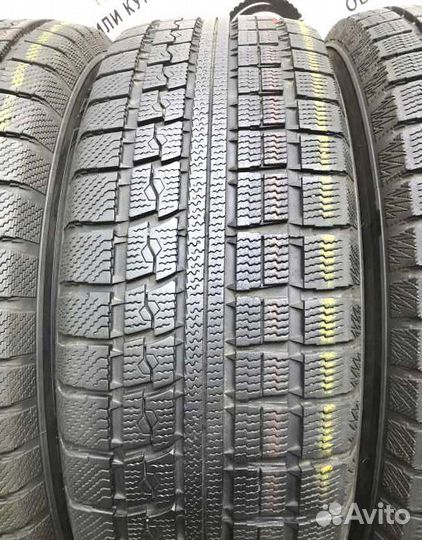 Toyo Winter Tranpath S1 215/65 R16 93L