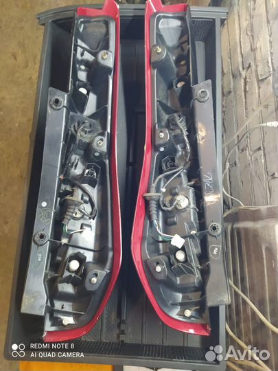 Фонарь задний левый правый Nissan X-Trail t31