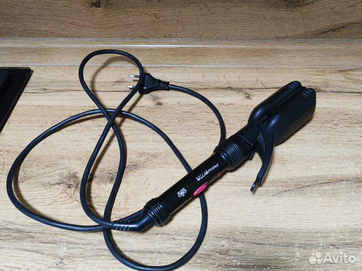 Выпрямитель для волос rowenta