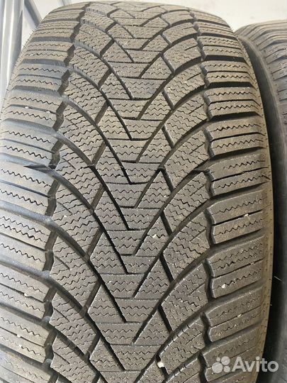 Grenlander IceHawke 1 235/45 R18