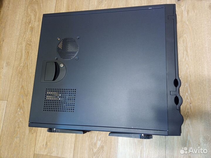 Корпус системного блока компьютера