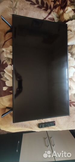 Телевизор Samsung 43 дюйма