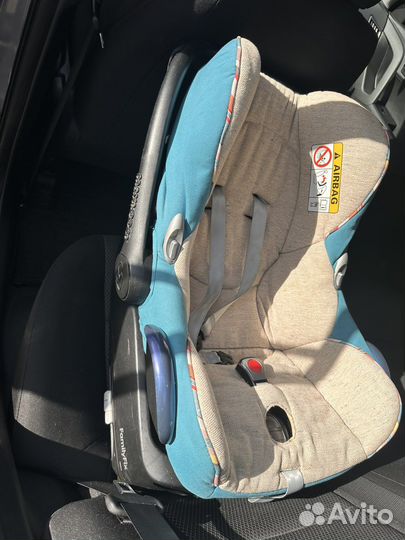Автокресло + база Maxi Cosi