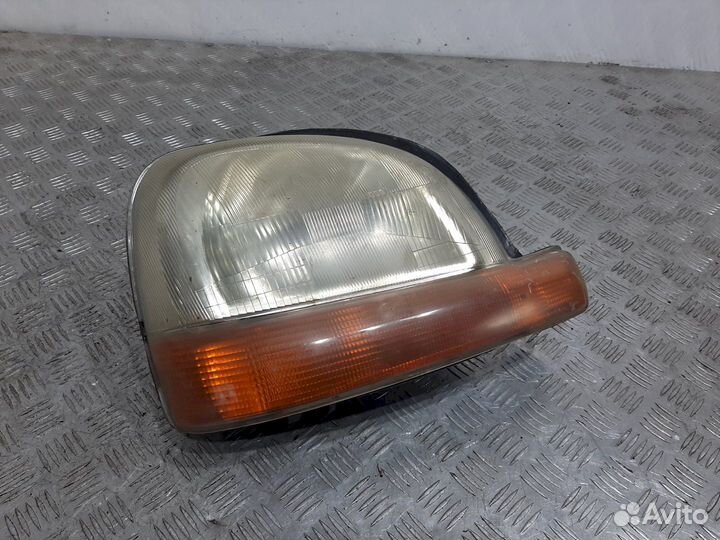 Фара Renault Kangoo (1997-2008)