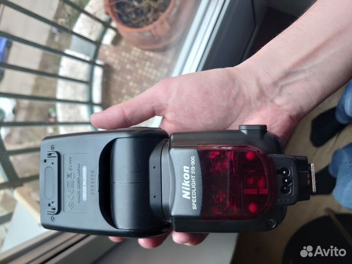 Вспышка Nikon Speedlight SB-900