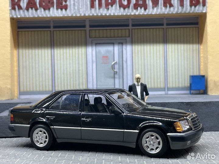 1:43 Minichamps Mercedes-Benz 500e w124