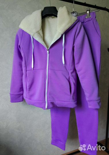Костюм спортивный женский
