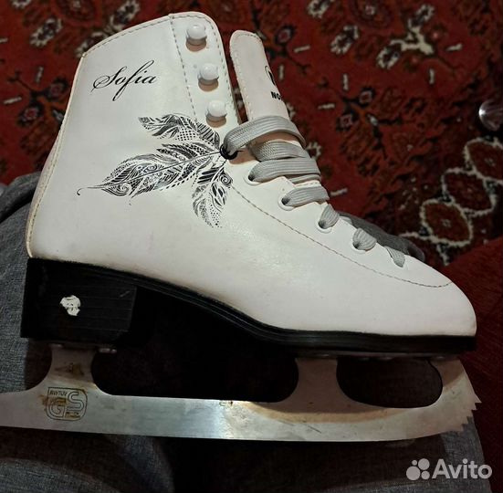 Коньки фигурные