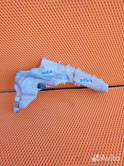 Бачок омывателя лобового стекла Ford Focus