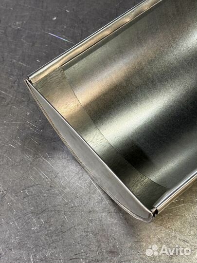 Угол желоба металлический