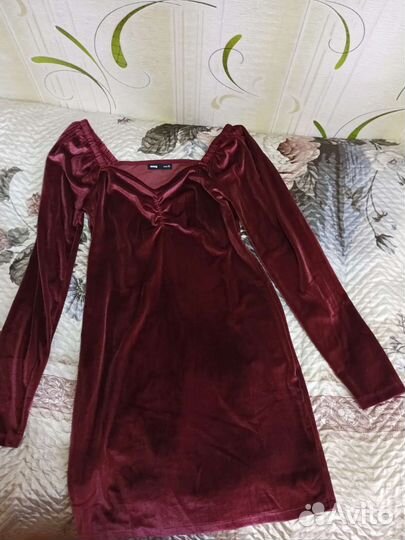 Платье женское