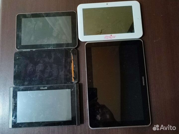 Нерабочие планшеты на запчасти
