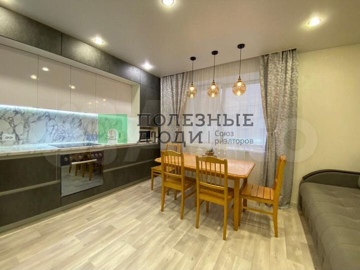 3-к. квартира, 96,7 м², 4/5 эт.