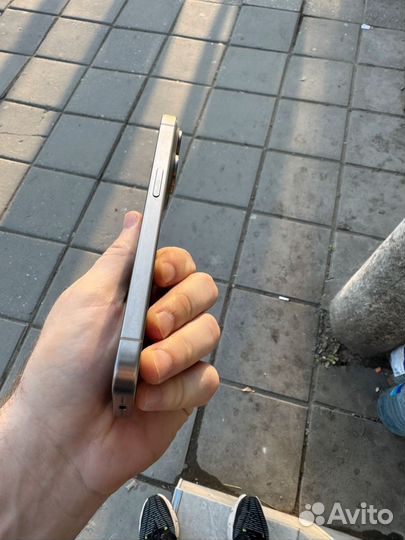 iPhone 15 Pro, 256 ГБ