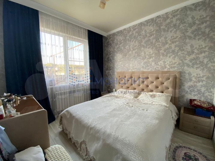 Дом 65 м² на участке 4 сот.