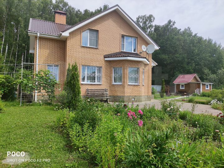 Дом 185 м² на участке 22 сот.