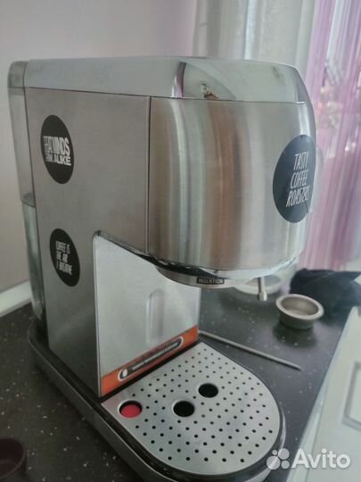 Рожковая кофеварка Polaris 2001AE