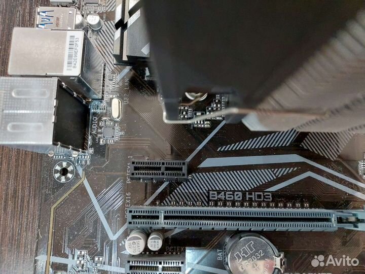 Материнская плата с процессором 10700f и кулером