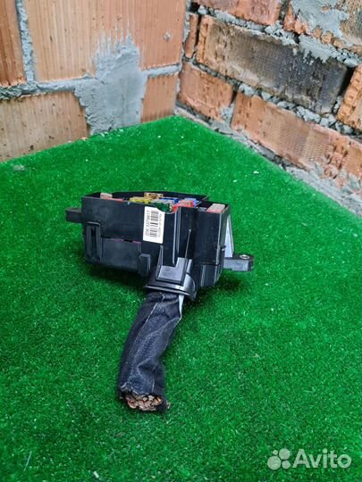 Блок предохраниетелей салона Skoda Octavia A5