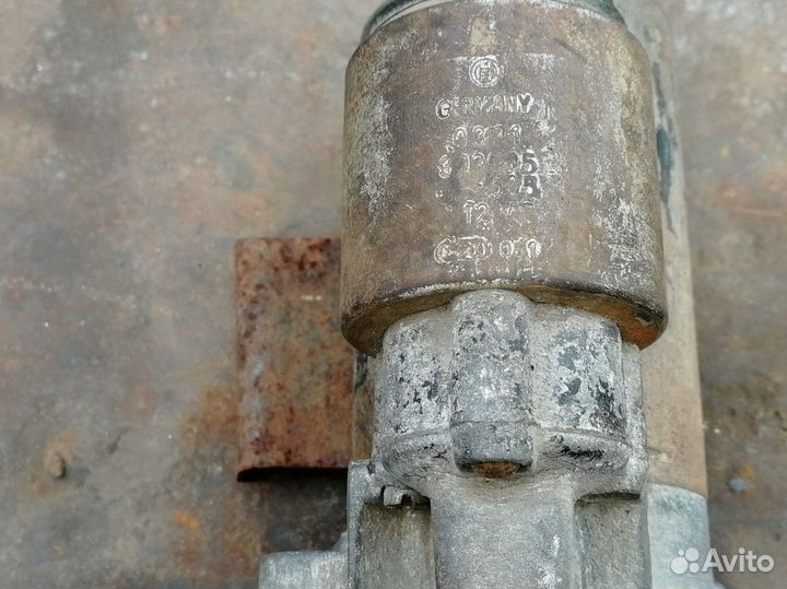 Стартер VW Passat b3 б/у