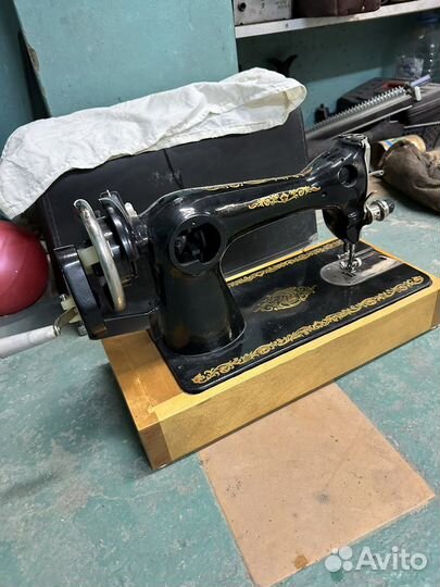 Швейная машина бу