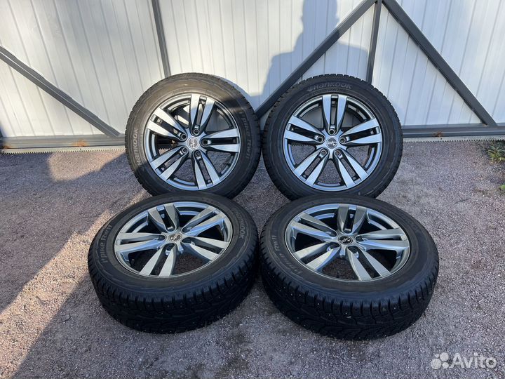 R17 Hankook Winter I'Pike 215/60, PCD 5x114.3 DIA 66.1