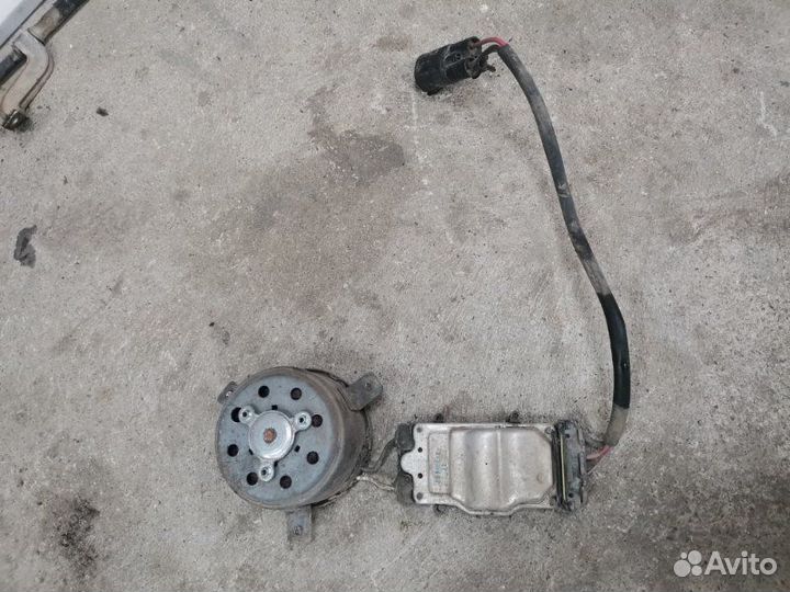 Мотор вентилятора охлаждения Ford Focus 2
