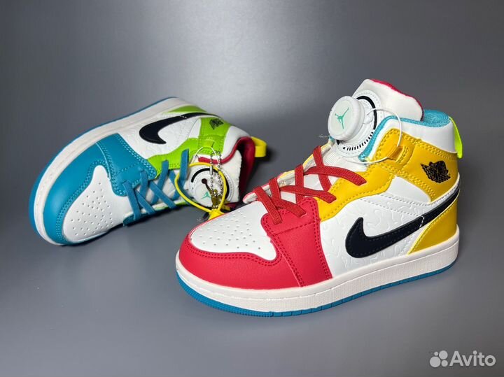 Кроссовки детские nike