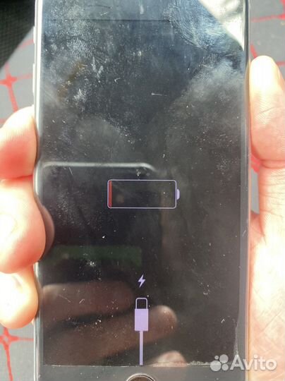 Телефон iPhone 6