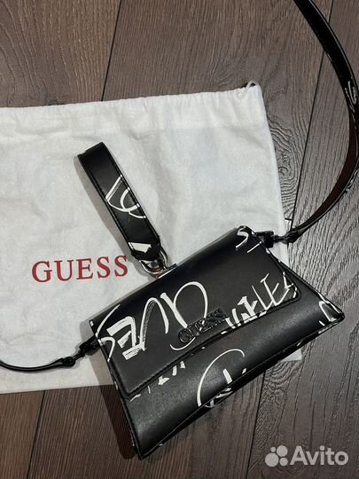 Сумка guess