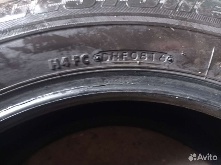 Bridgestone Blizzak Revo GZ 225/60 R17