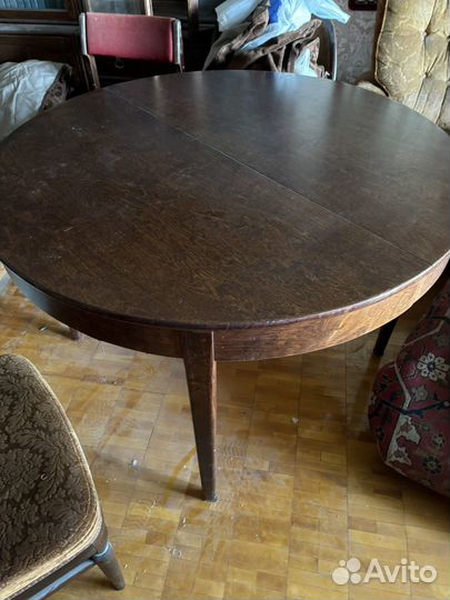 Стол и стулья комплект из дерева