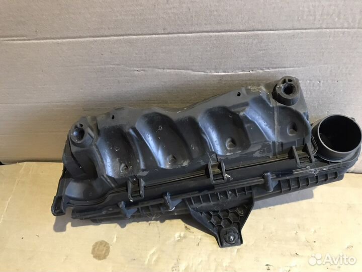 Корпус воздушного фильтра Пежо 308 1.6