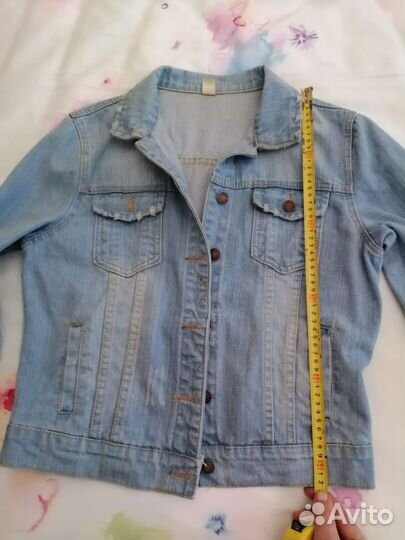 Джинсовая куртка женская