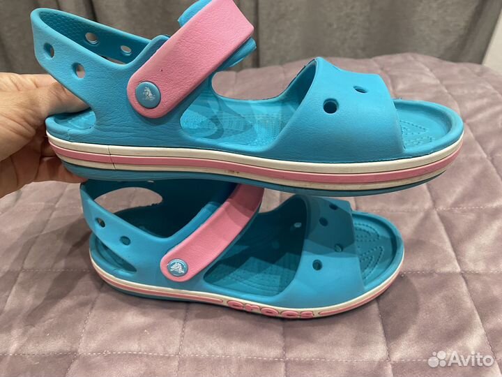 Сандали crocs j3