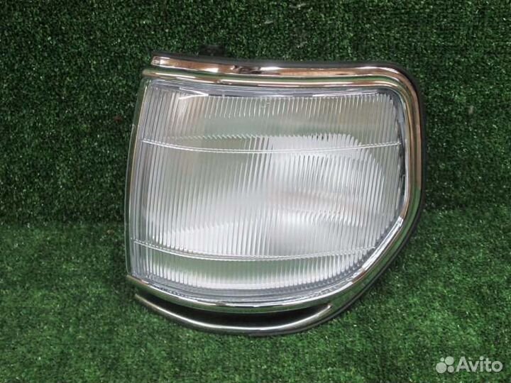 Габарит левый Toyota Landcruiser FZJ80