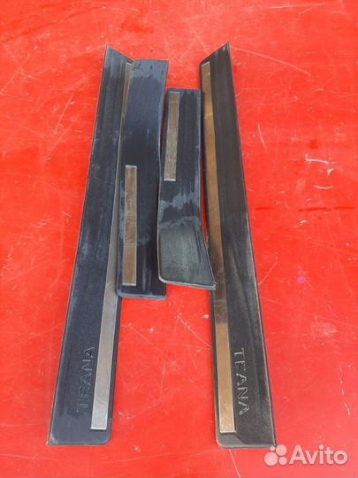 Накладка на порог Nissan Teana J32