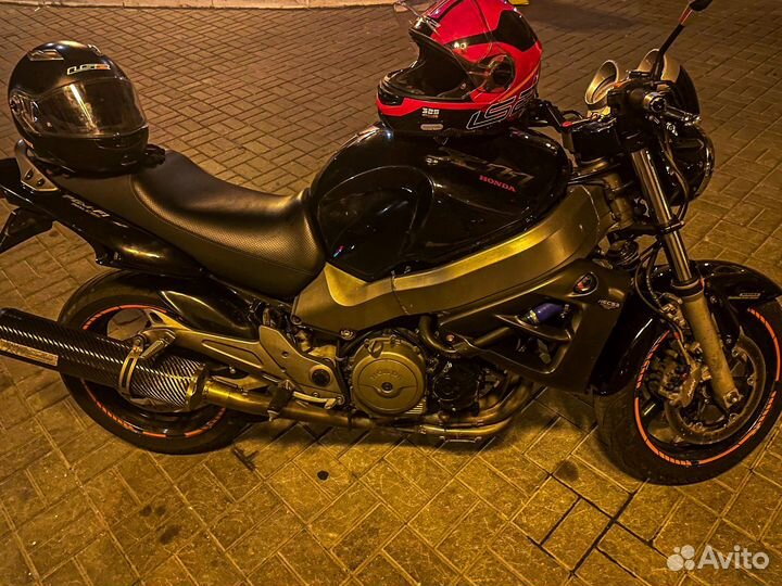 Honda x11