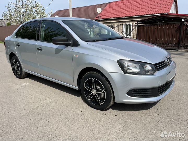 Volkswagen Polo 1.6 МТ, 2011, 294 982 км