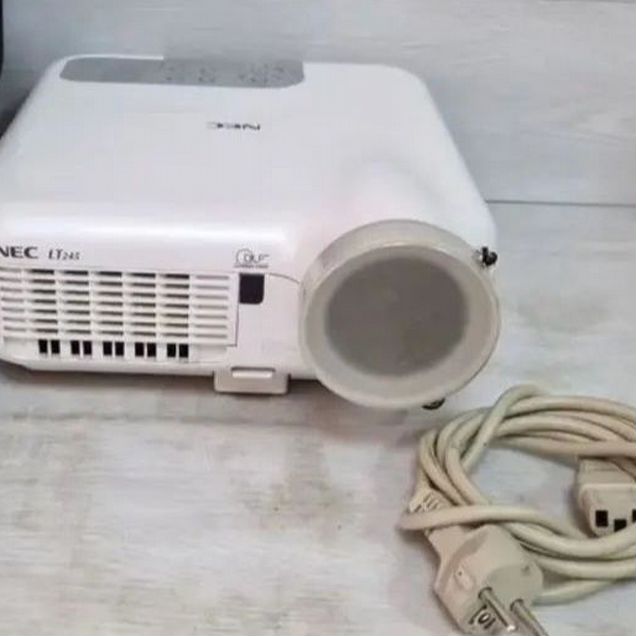 Проектор NEC LT245